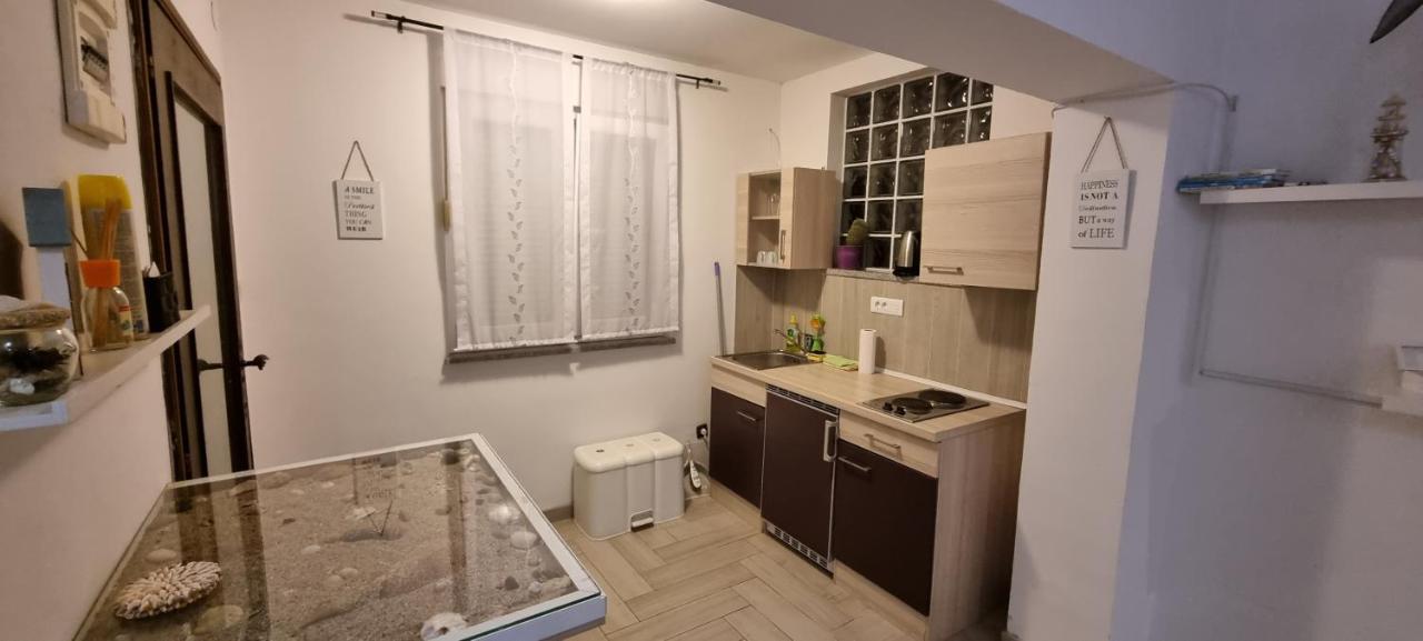 Tatic Apartment Stinjan