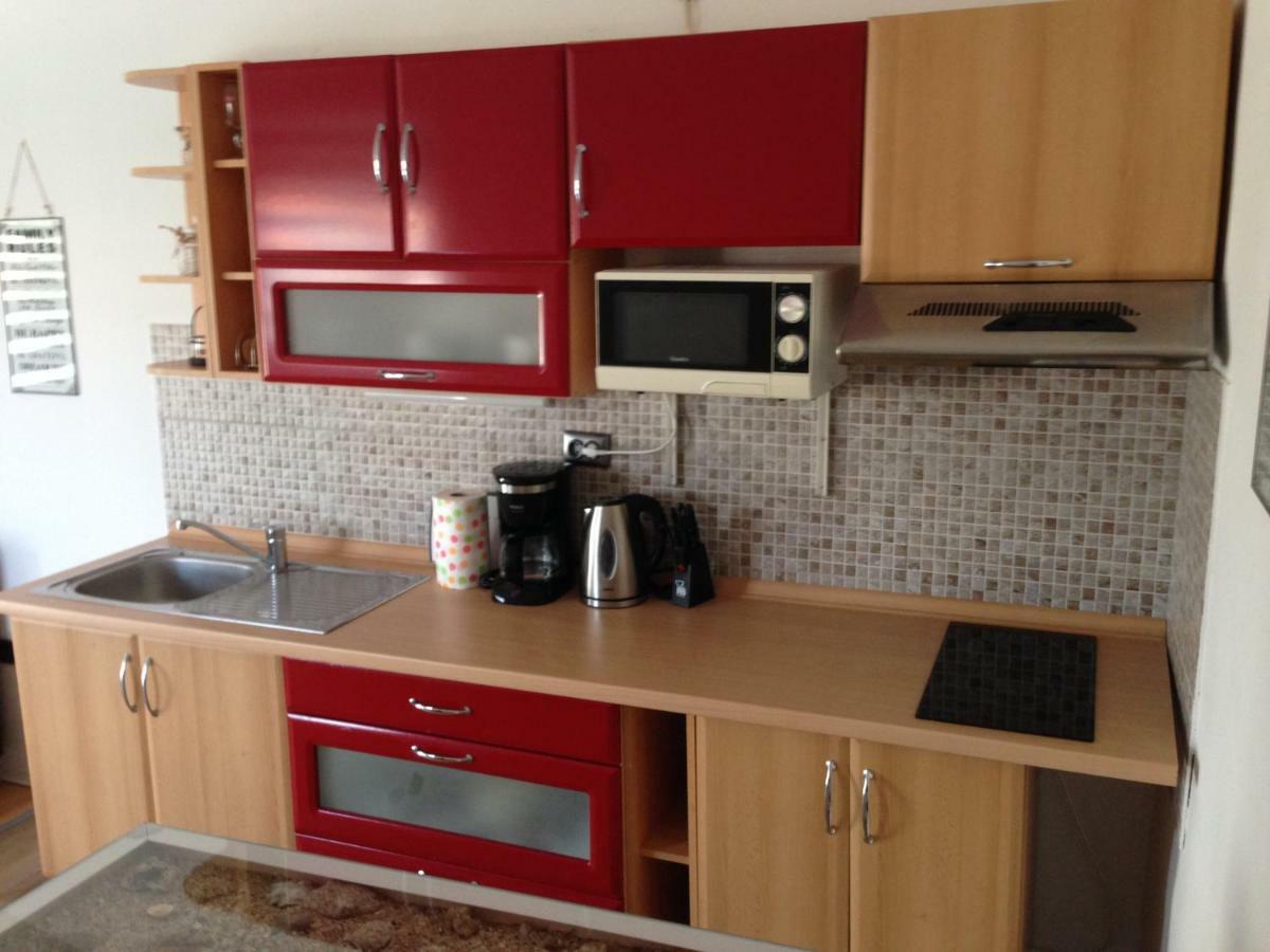 Tatic Apartment Stinjan