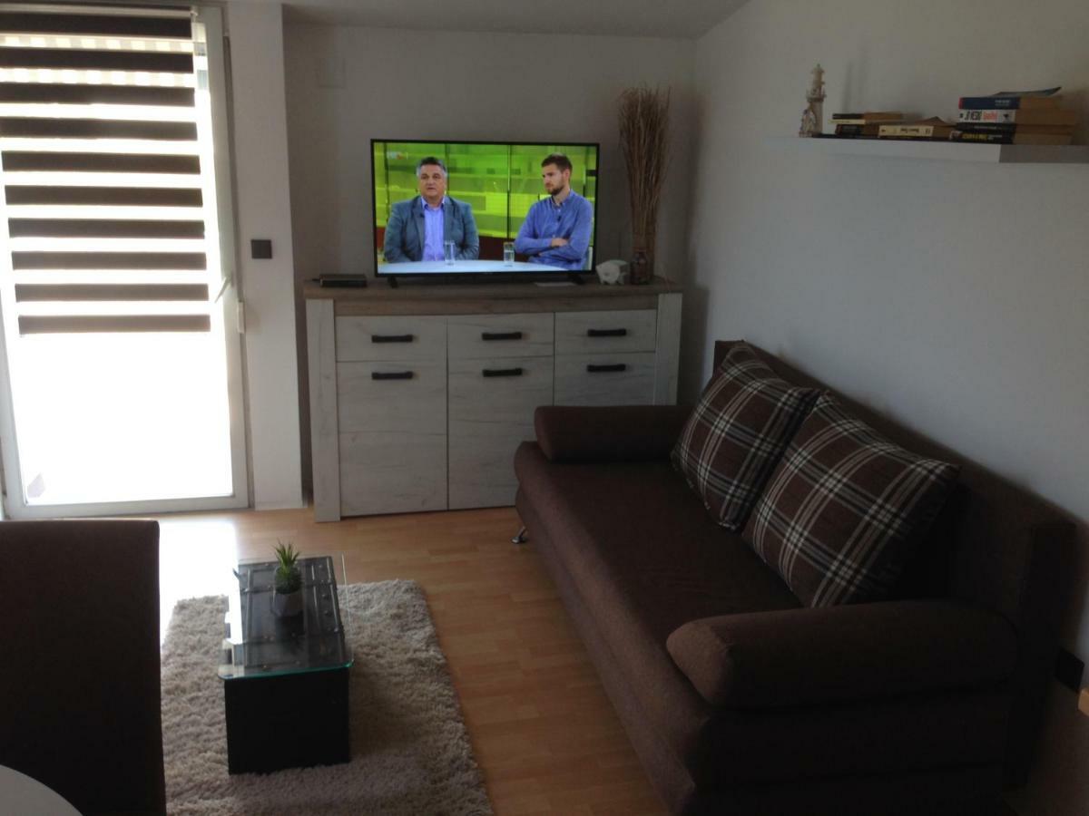 Apartment Tatic
